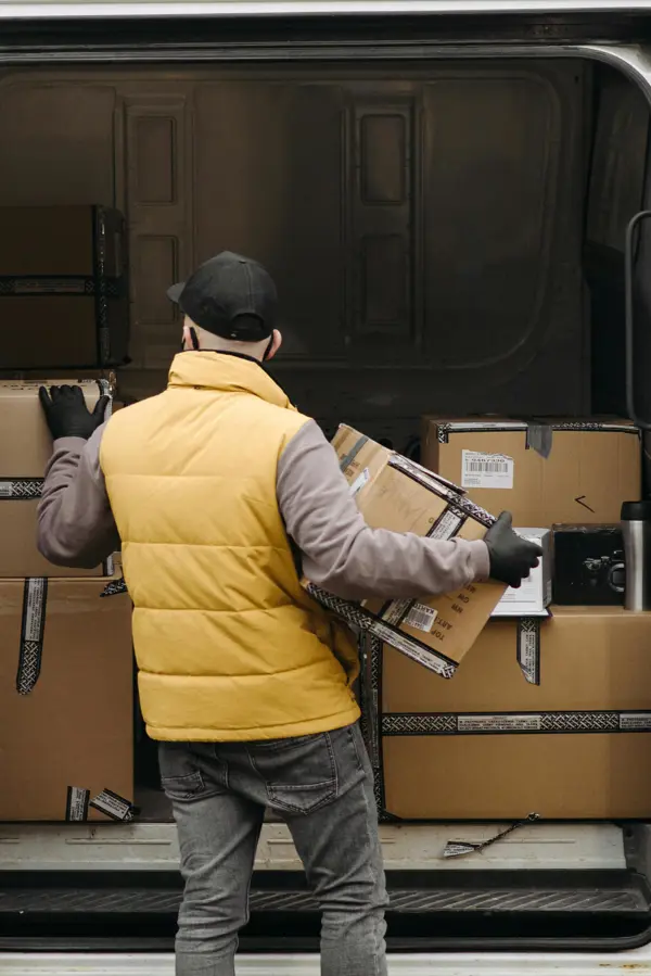 Bezorger, logistiek medewerker, productie, warehouse staff
